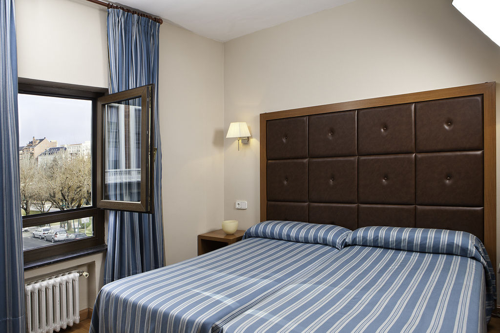 Crisol Riosol Hotel Leon Ngoại thất bức ảnh